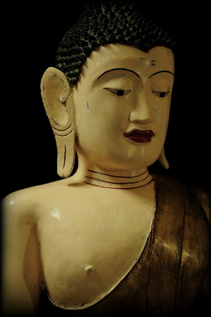 Extremely Rare 19C Wood Thai Lanna Buddha #BB442
